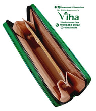 3D Glitter Hand Purse