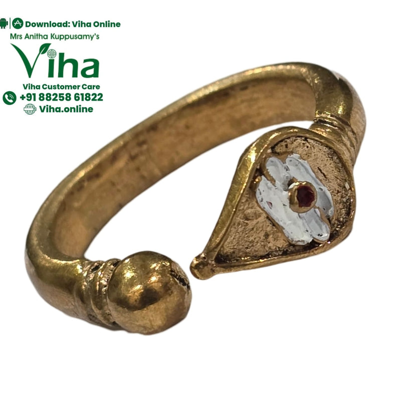 Impon Vel Ring with a teardrop-shaped terminal end