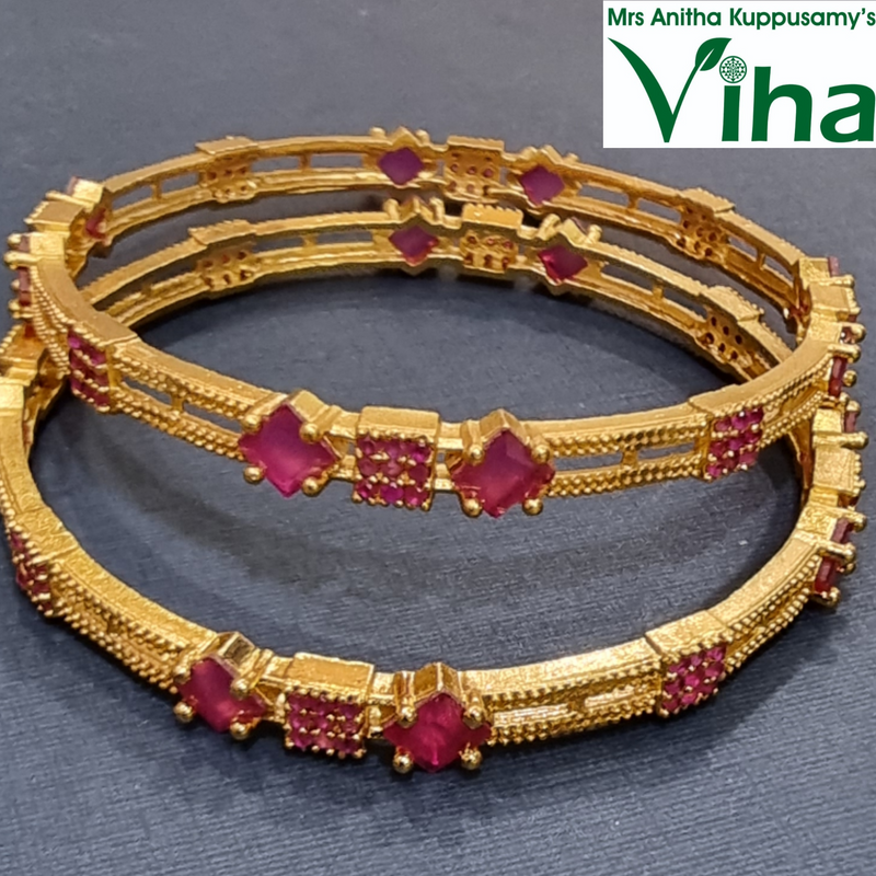 Impon Bangle, circular bracelets with pink stones