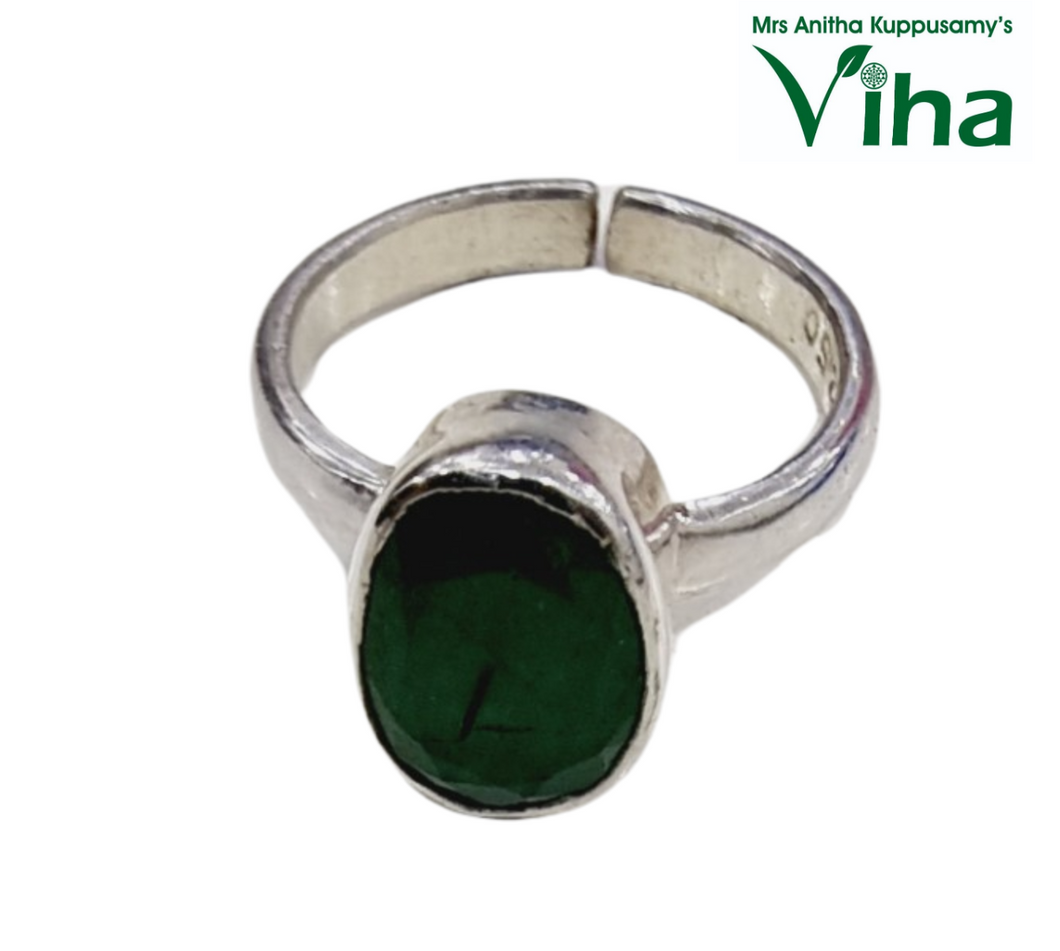 Emerald Silver Finger Ring 5.47 Ct