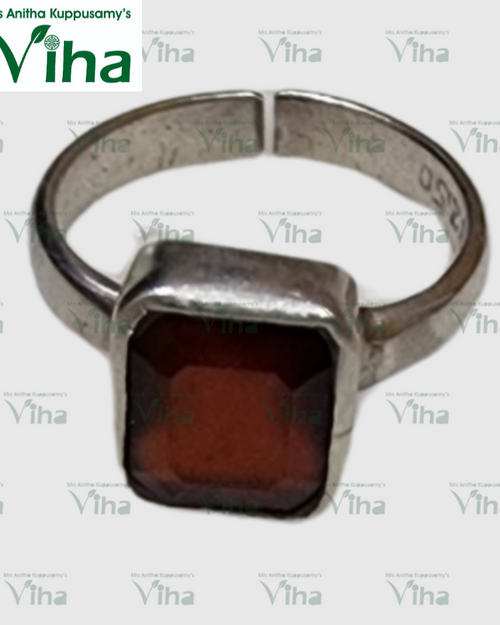 Gomedha Silver Ring Radiant mix Adjustable with a square setting