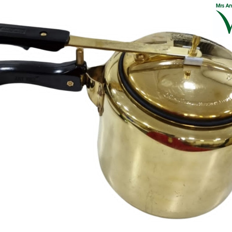 Brass Pressure Cooker - 2 litres with black plastic handles