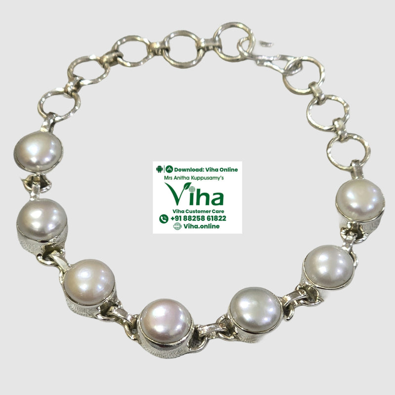 Pearl Bracelet Silver with a chain and pearls