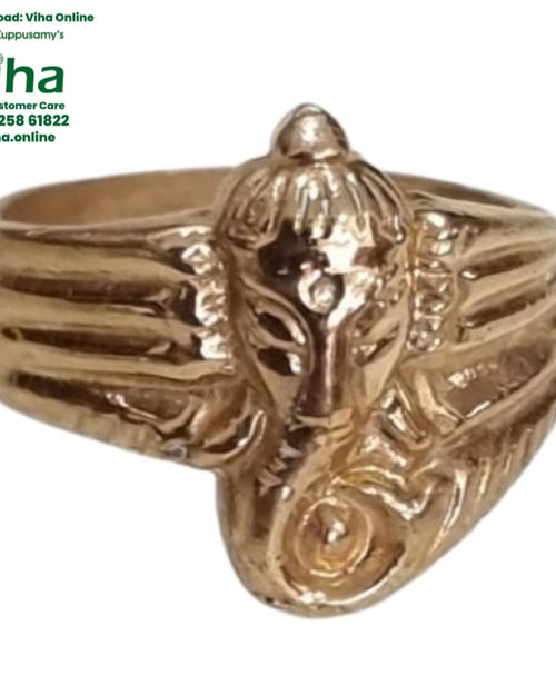 Impon Ganesha Ring with an embossed figurative motif