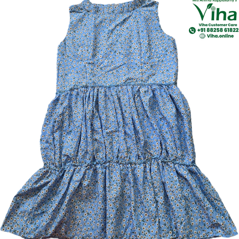 Women Shirt / Peplum Top - Sleeveless, sleeveless floral print design