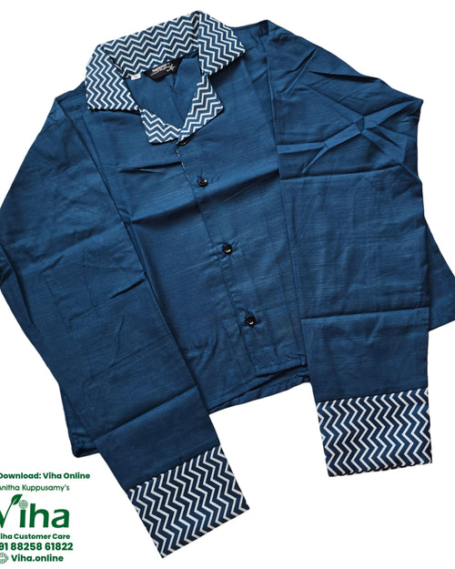 Women Shirt, blue, notch lapel collar with white and blue zig-zag pattern
