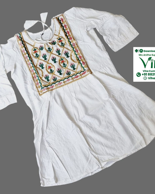 Women Shirt, white, embroidered floral pattern on chest
