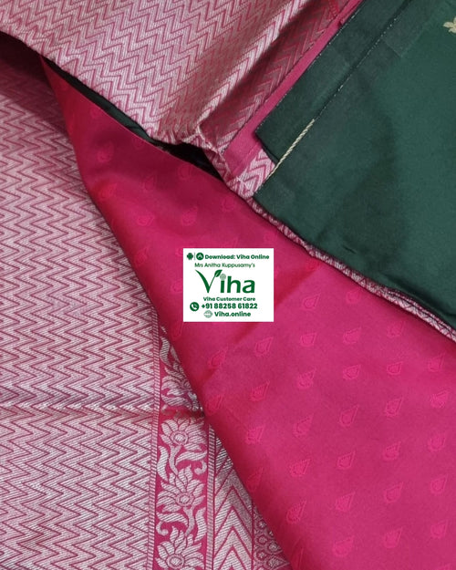 Cotton Silk Saree With Blouse & With Pallu, pink and dark green with a chevron pattern