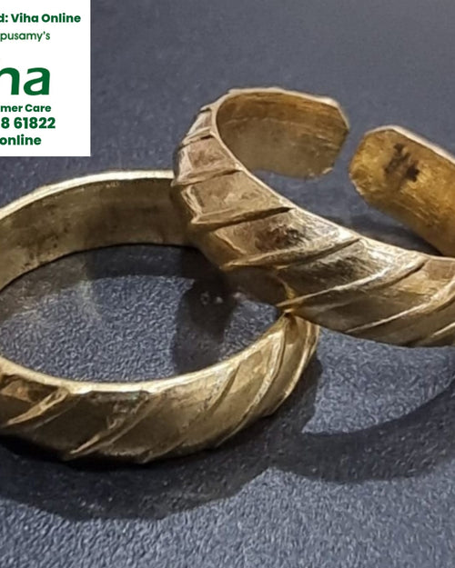 Impon Toe Ring with an open gap and diagonal grooves