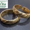 Impon Toe Ring with an open gap and diagonal grooves