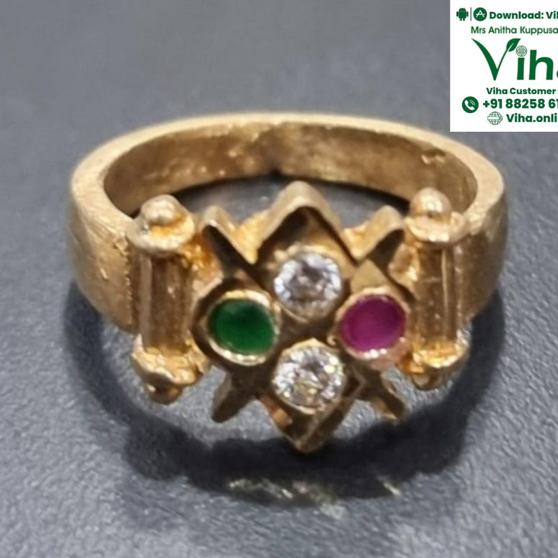 Impon Ring, band with a star-shaped stone cluster in green, pink and clear