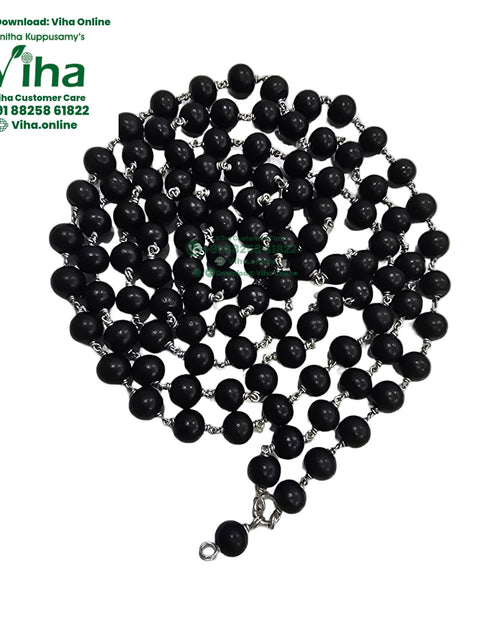 Karungali Silver Mala Without Cappings 108+1 Beads, a strand of matte black round beads linked by silver-coloured wire