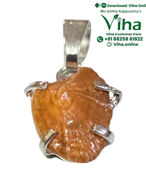 Natural Machmani Pendant Brown - White Metal with irregular shape