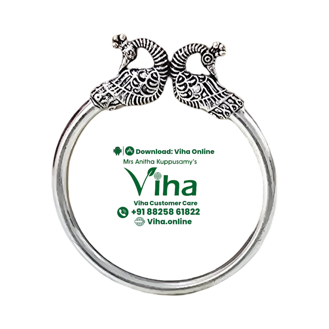 White Metal Bracelet - Unisex & Adjustable