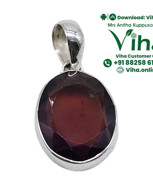 Gomedha Stone 925 Silver Pendant with an oval faceted stone