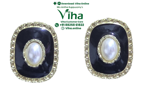 Trendy Black & White Stud