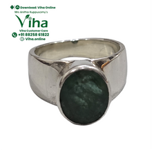 Emerald Silver Ring
