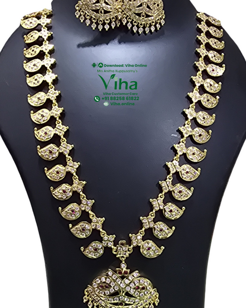 Impon Mango Haram with paisley-shaped links and large pendant