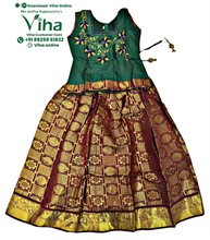 Readymade Pavadai Set With Sleeves / Lehenga Set - 7 to 8 Years