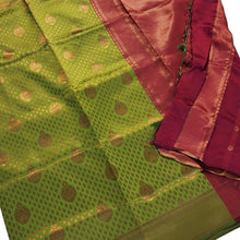 Soft Silk Saree With Blouse - VIHA : 0103