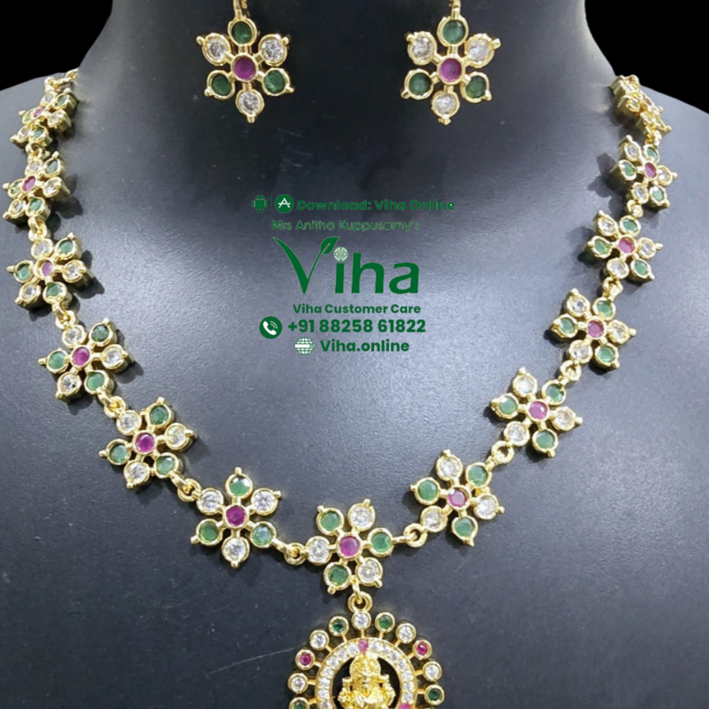 Impon Necklace Set with flower-shaped link chain and central figure pendant