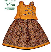 Readymade Pavadai Set With Sleeves / Lehenga Set - 3 to 4 years