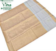 Designer Wollen Shawl