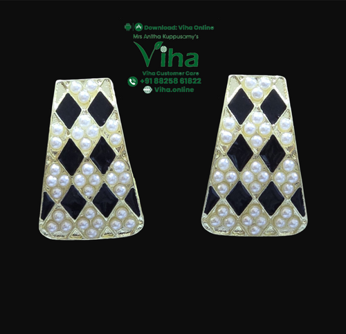 Fancy Half Ring Stud