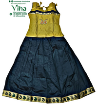 Readymade Pavadai Set With Sleeves / Lehenga Set  8 - 9 years
