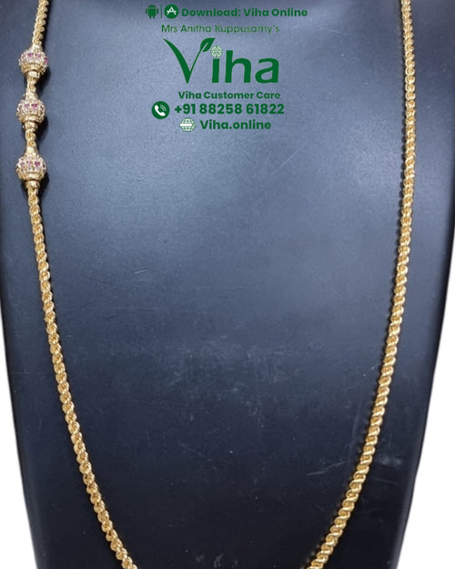 Impon Mugappu Chain with a twisted link design and three decorative barrel-shaped beads