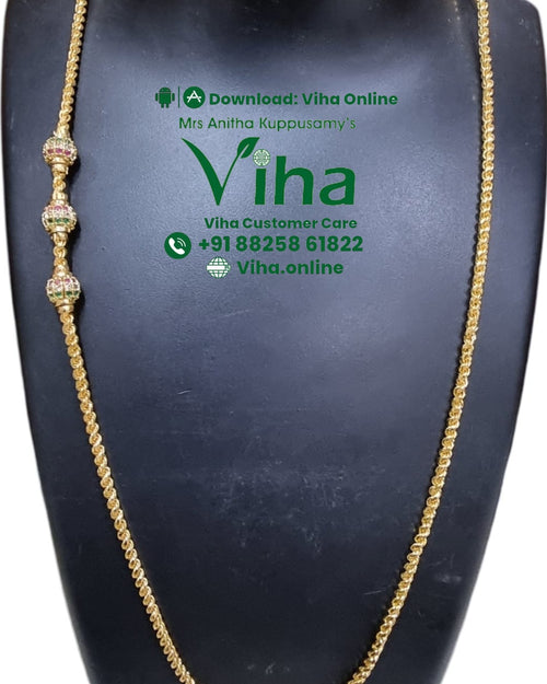 Impon Mugappu Chain with a twisted link pattern and three decorative barrel-shaped beads