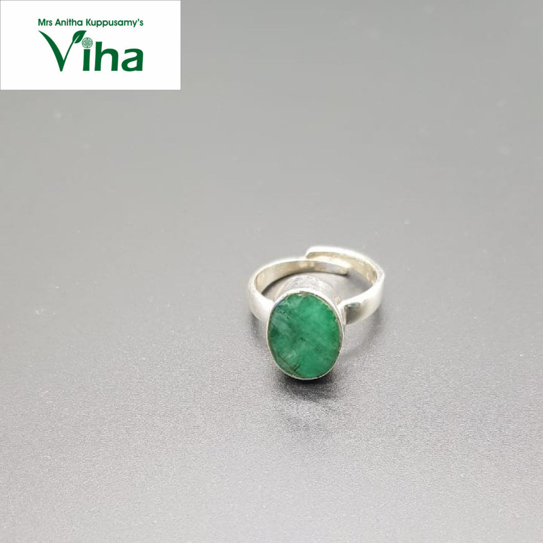 Emerald Silver Finger Ring 5.46 g - Oval Cut - For Gents
