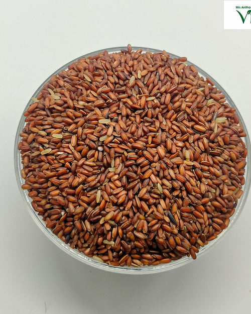 Arupadham Kuruvai Rice in a clear glass bowl