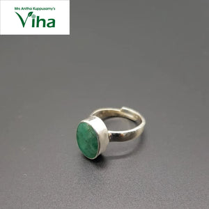 Emerald Silver Finger Ring 6.30 g- Oval Cut