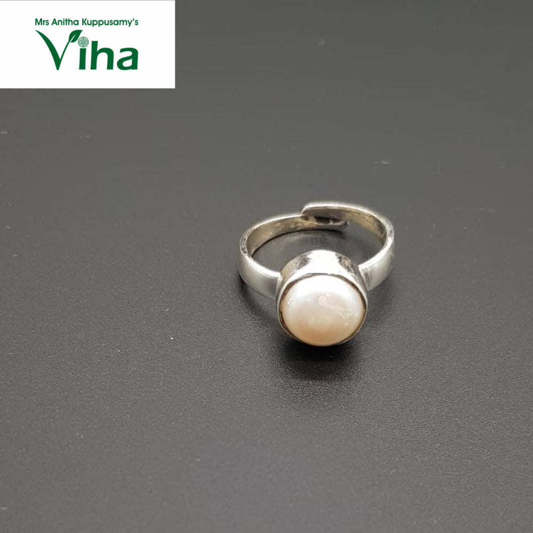 Pearl Silver Finger Ring 4.42 g - Adjustable - For Ladies