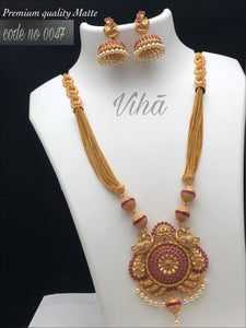 Beautiful Red Colour Neck Set