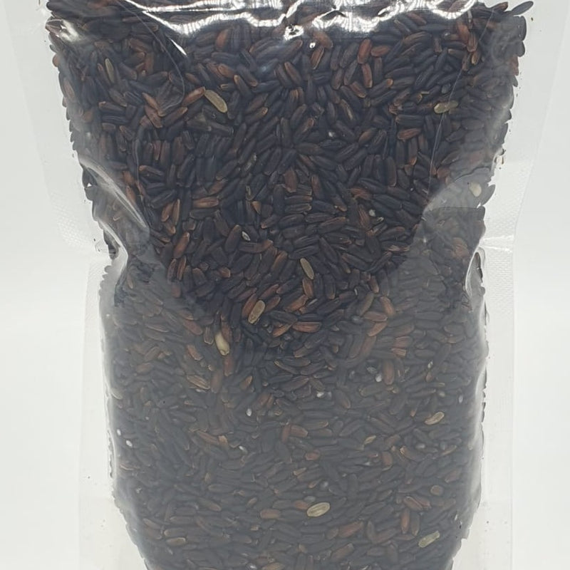 Karuppu Kavuni Boiled Rice - Organic with dark grains in a sealed pouch