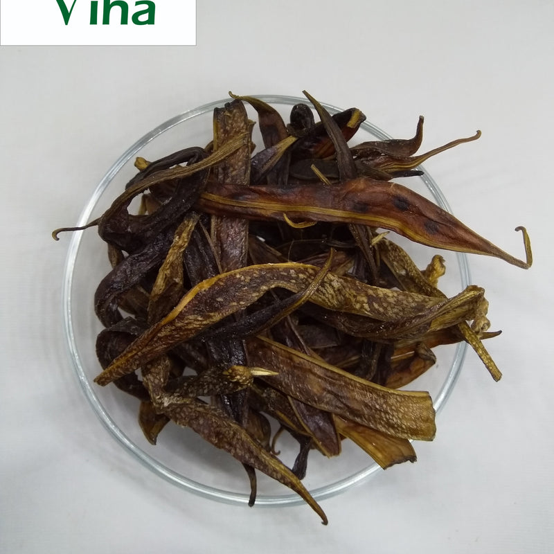 Cluster Beans Fryums with dark brown elongated pods