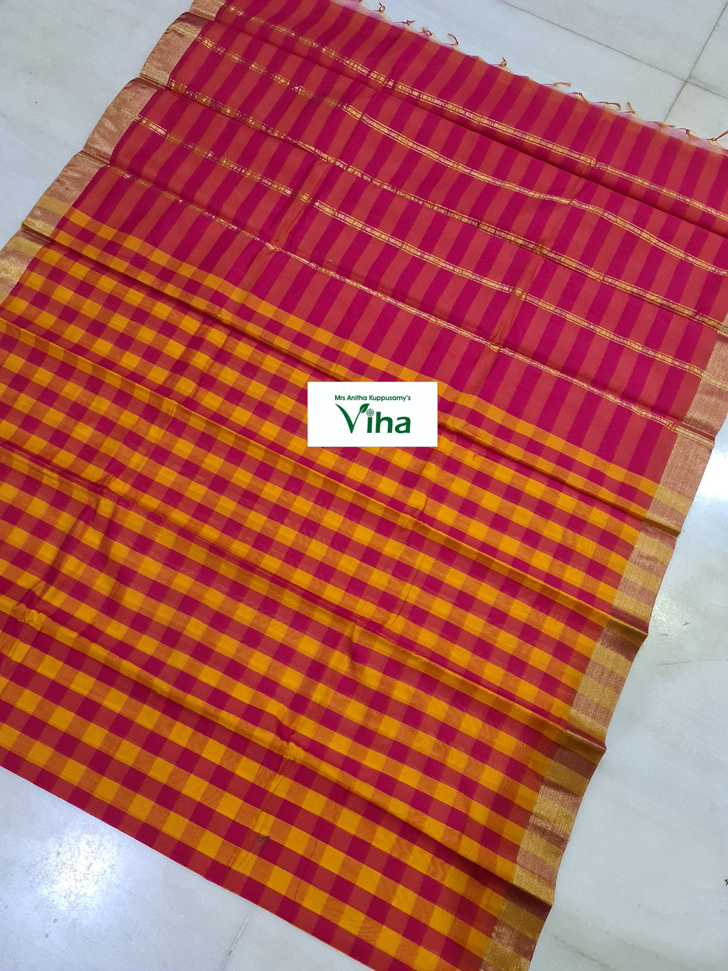Handloom Cotton Silk Saree with Contrast Pallu & Contrast Blouse (inclusive of all taxes)