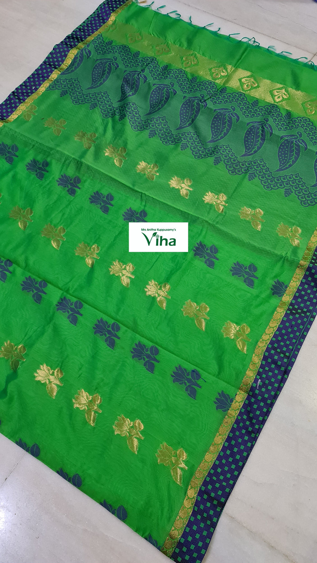 Handloom cotton silk saree with contrast pallu & contras blouse (inclusive of all taxes)