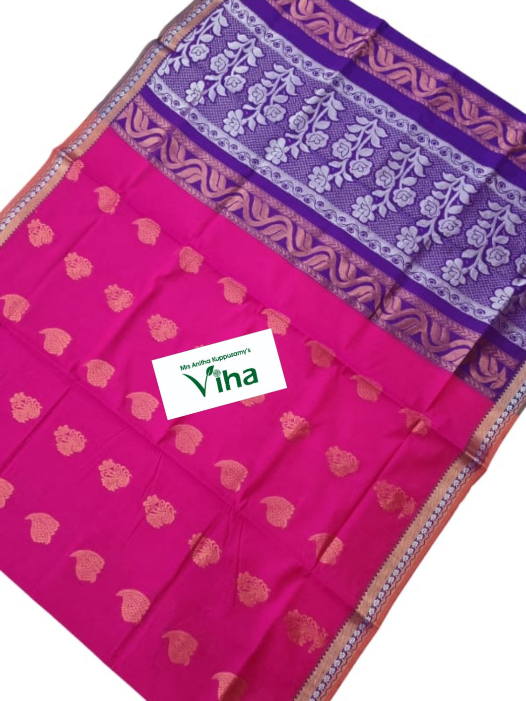 Cotton Silk Saree with Contrast Blouse & with Siver,Copper Zari pallu