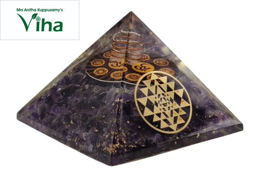 Amethyst 7 Chakra & Mahalakshmi Yantra Pyramid