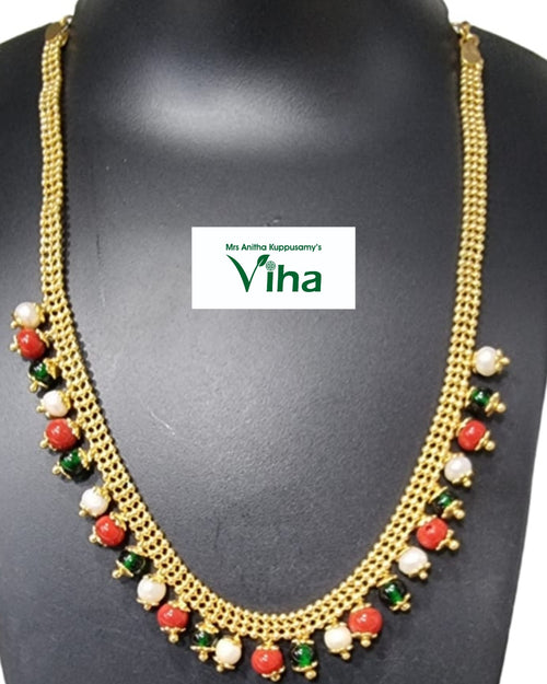 Aimpon Necklace with a woven chain and dangling beads