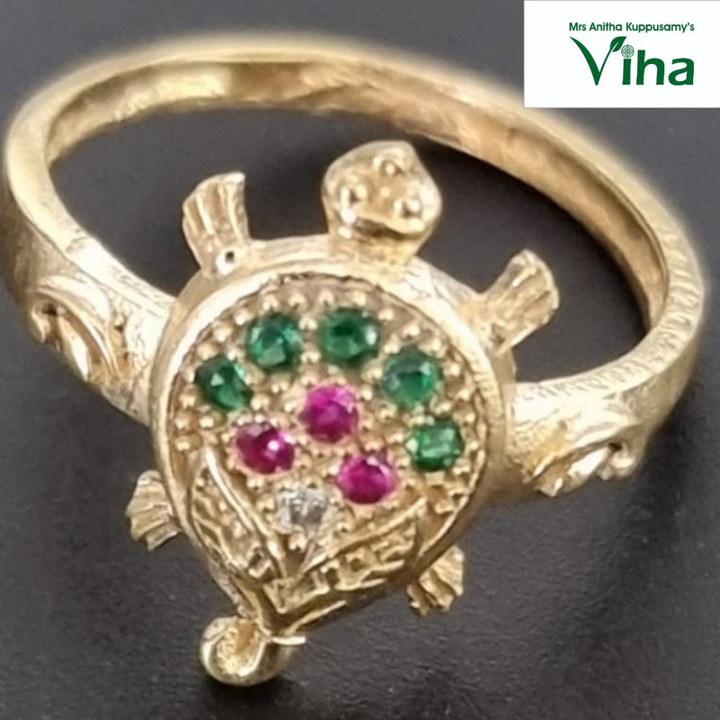 Impon Ring with a turtle-shaped ornament and stones on the shell