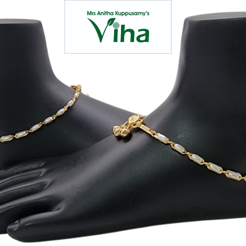 Impon Anklets with oval links and white pearl-like insets