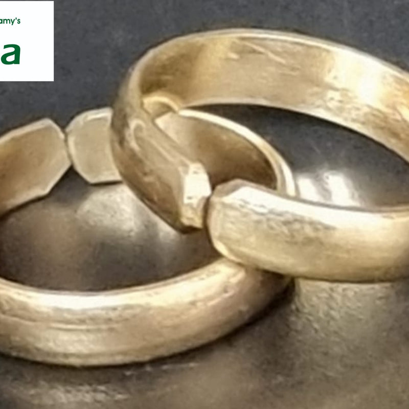 Impon Toe Ring with a circular band and open ends