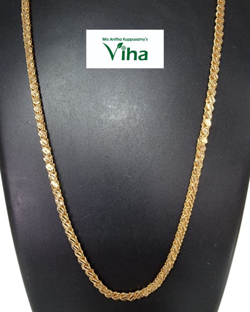 Impon Chain with interlocking link pattern and twisted texture
