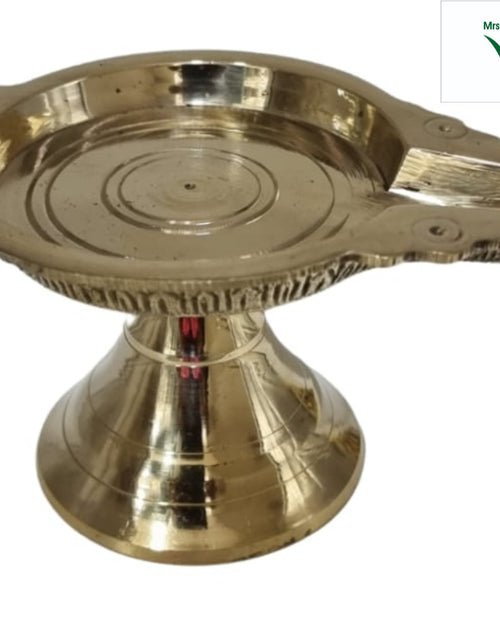 Abishega Stand Brass with concentric rings, side lug and channel