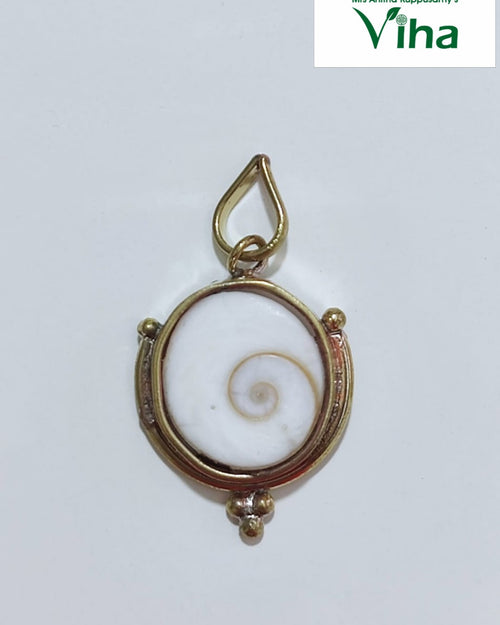 Gomathi Chakra Pendant, Plain Oval Bezel, gomathi chakra in a plain oval bezel with a teardrop bail and two side beads